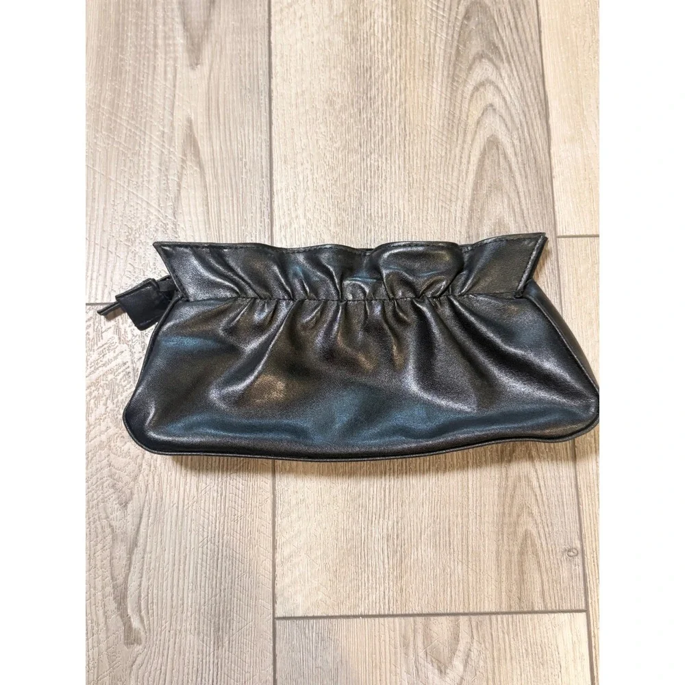 Vintage Black Ruffled Faux Leather Zippered Clutch‎ Evening Bag Handbag